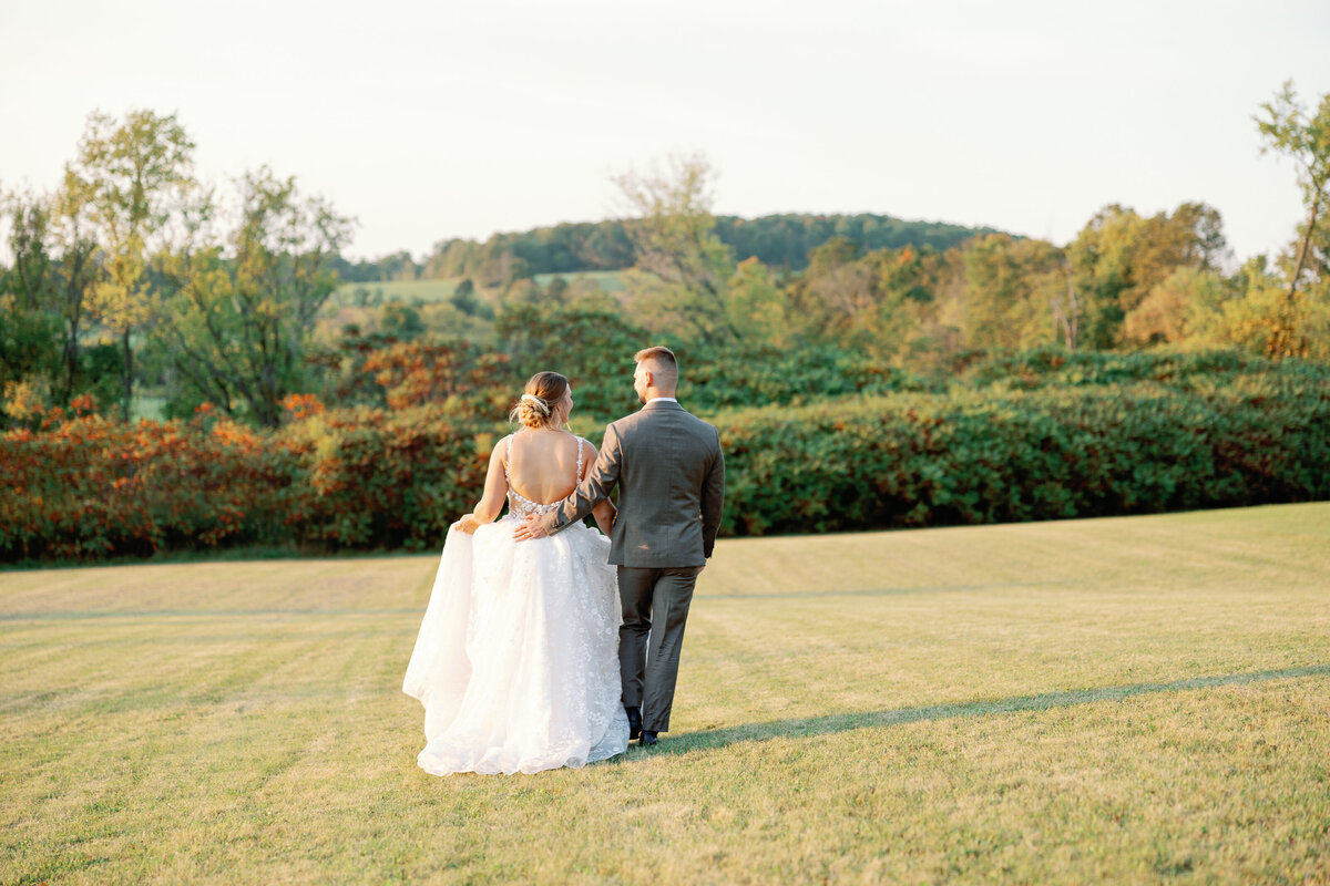 Bride + Groom Portraits1-17