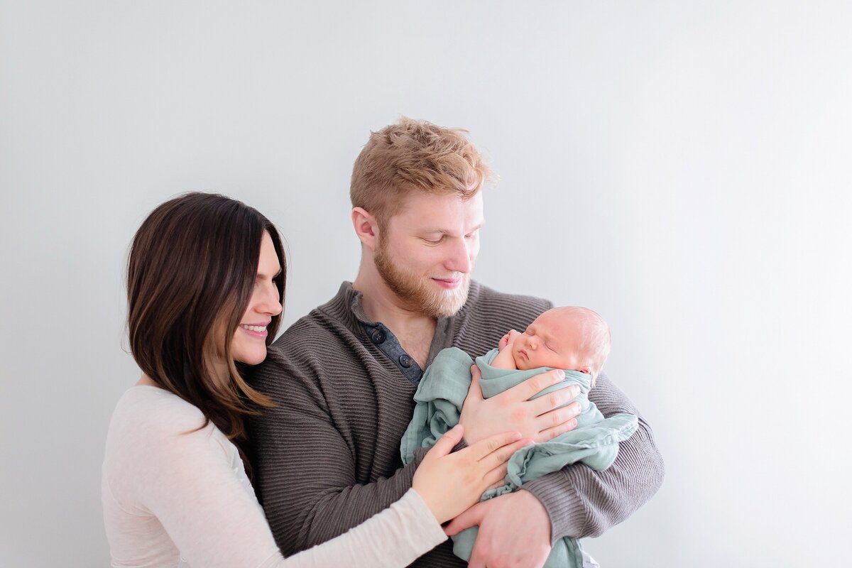 august-newborn-tristate-new-jersey-family-newborn-maternity-photographer_0523