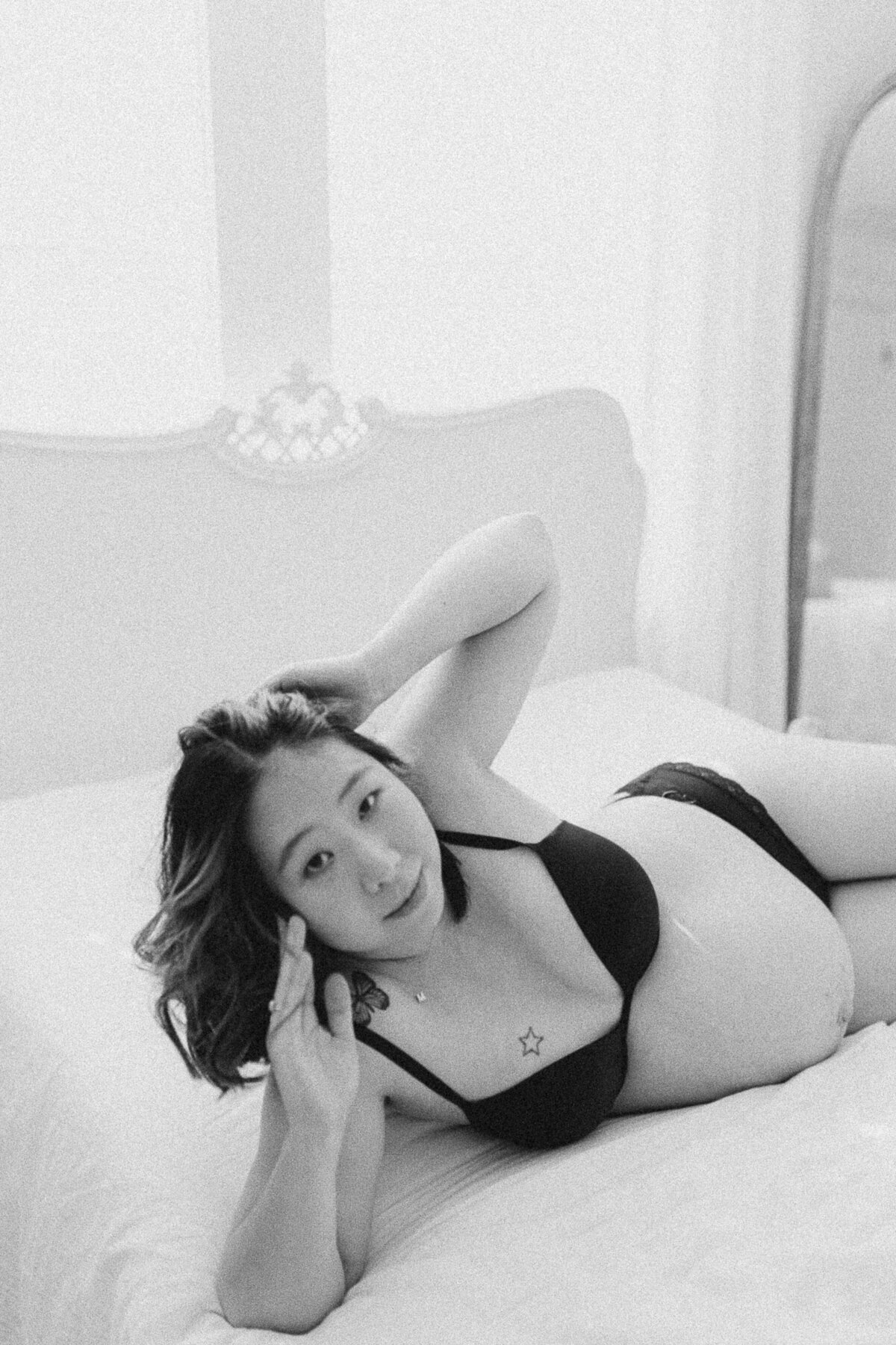 audra-jones-photography-fine-art-boudoir-maternity-eva-40