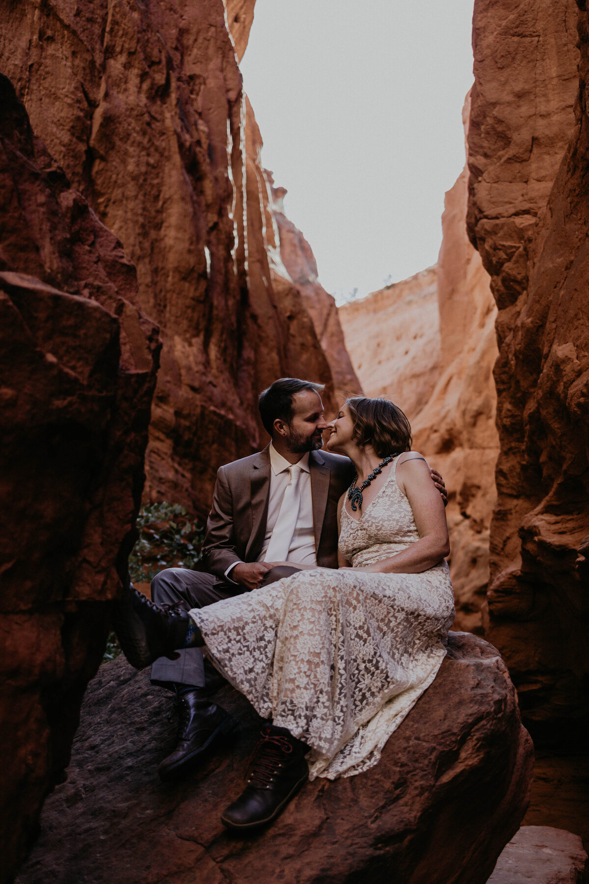jemez-pueblo-sandia-crest-2-day-elopement-new-mexico-4