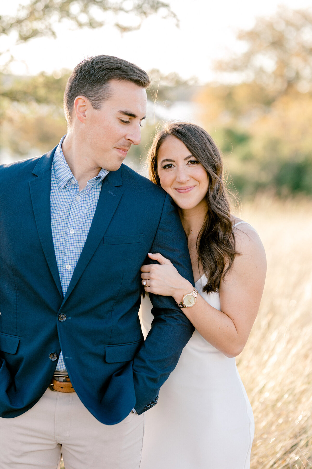 Haley & JT White Rock Lake Engagement Session | Dallas Wedding Photographer | Sami Kathryn Photography-3
