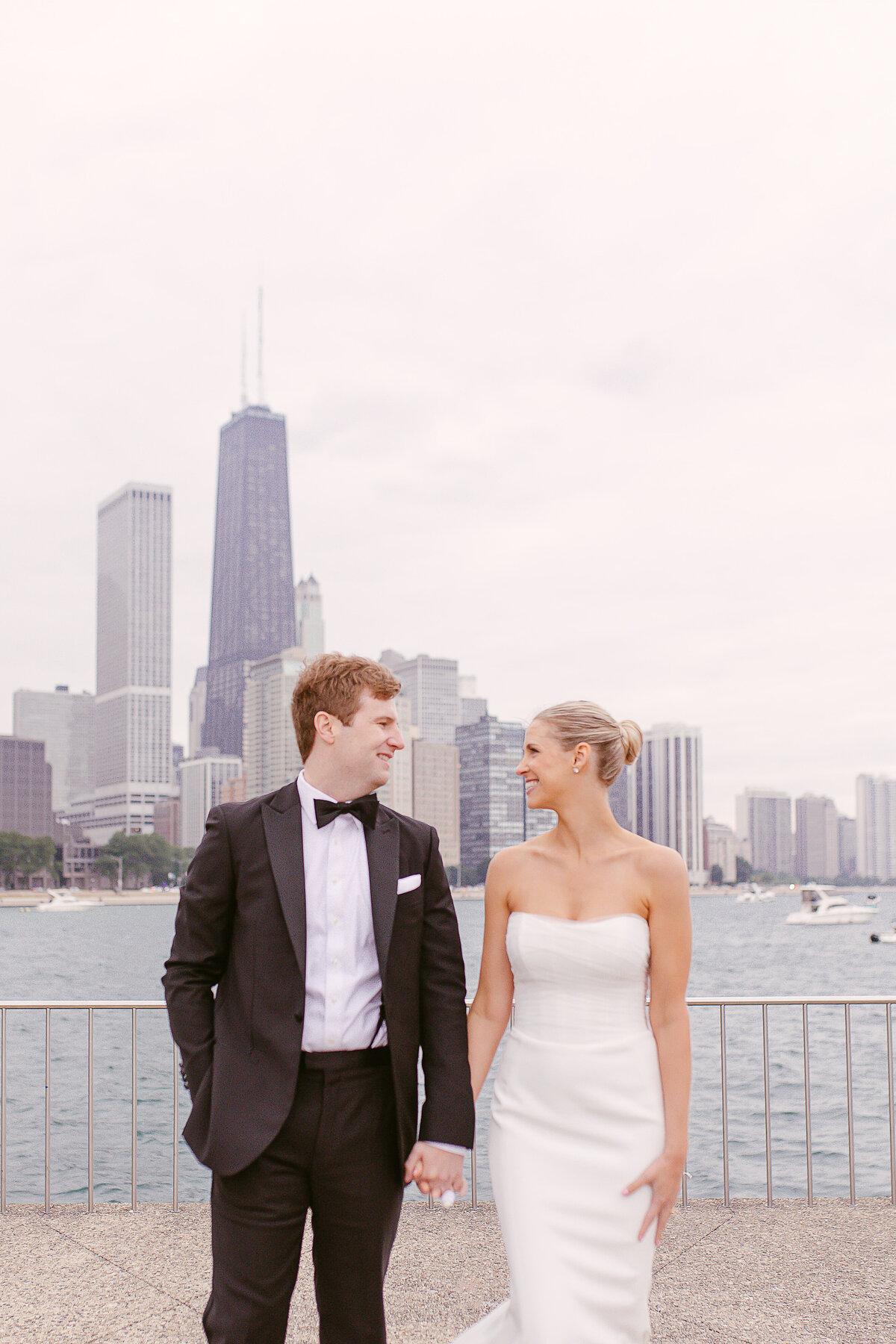 Chicago luxury editorial wedding photographer (The Drake hotel Princess Diana Suite Milton Lee Olive Park) 06-251