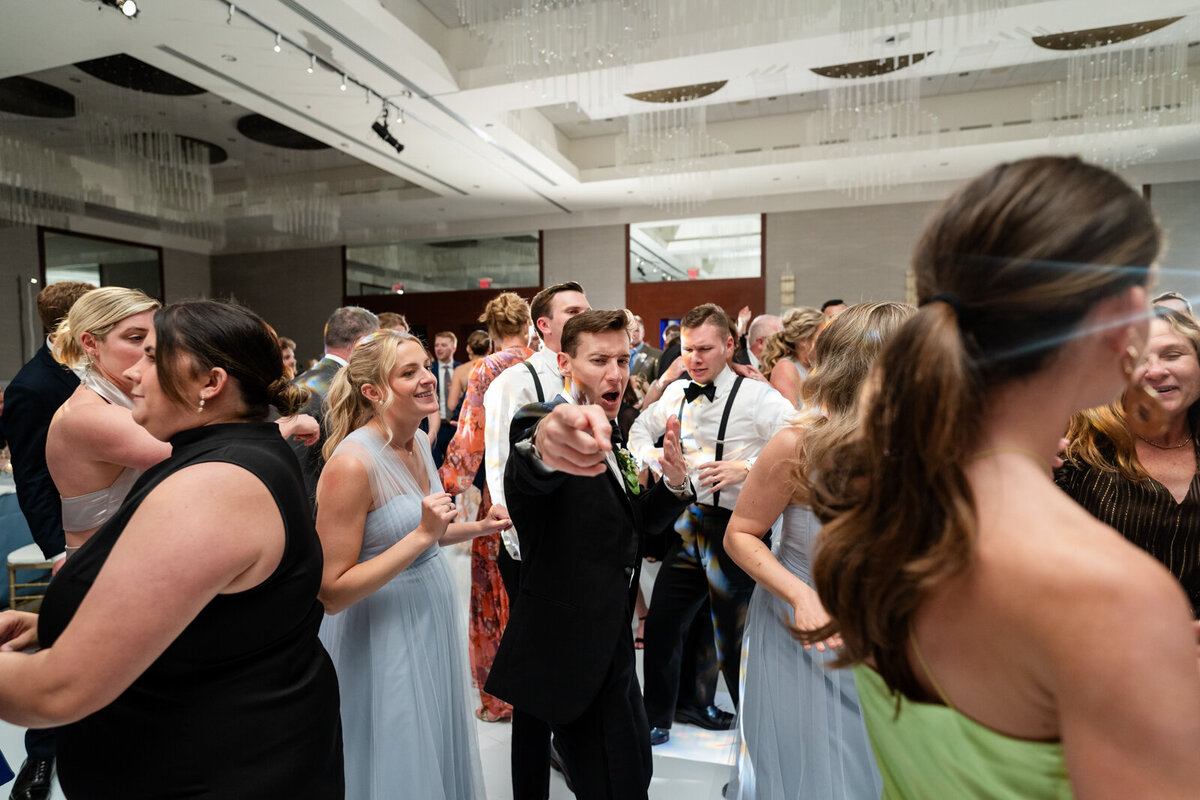 Grand Rapids Wedding Photographer JW Marriott798