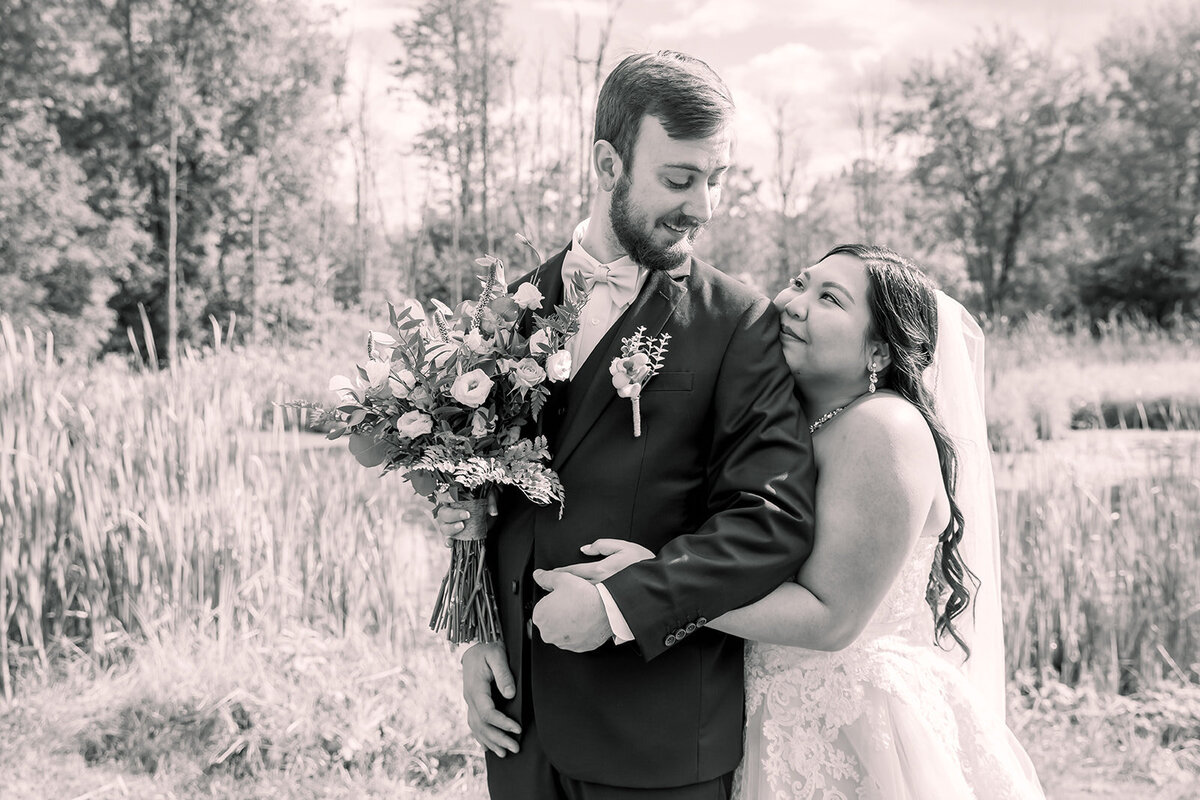 Detroit-Michigan-Wedding-Photographer-Kristi-and-Zack-25