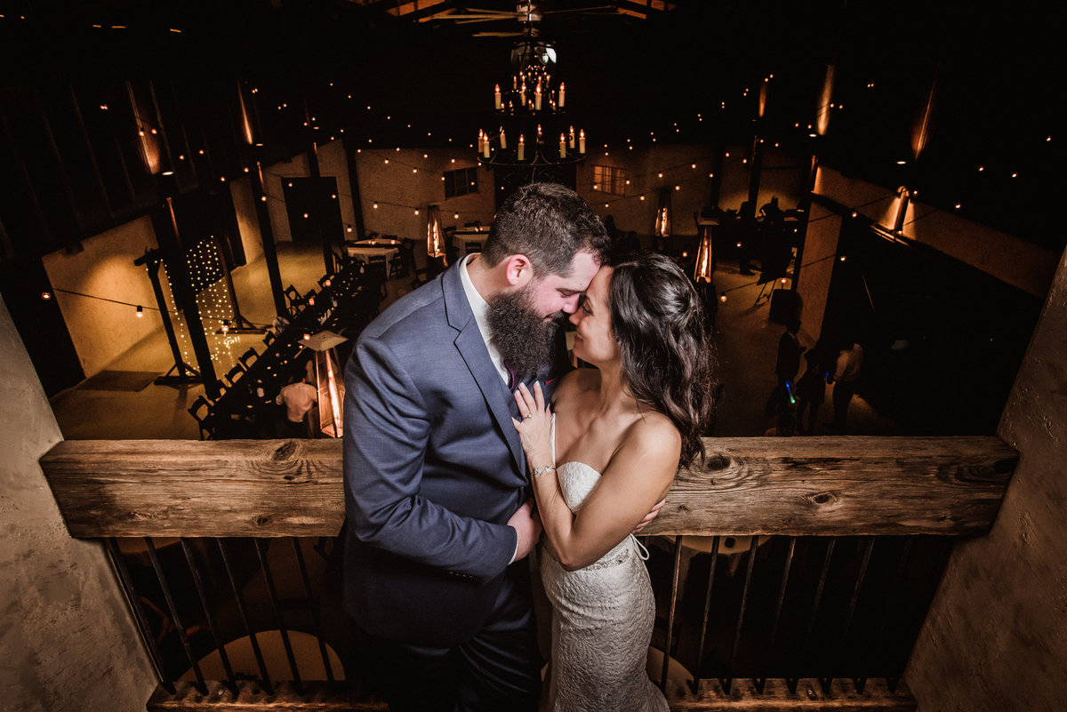 Lone Oak Barn Intimate Wedding