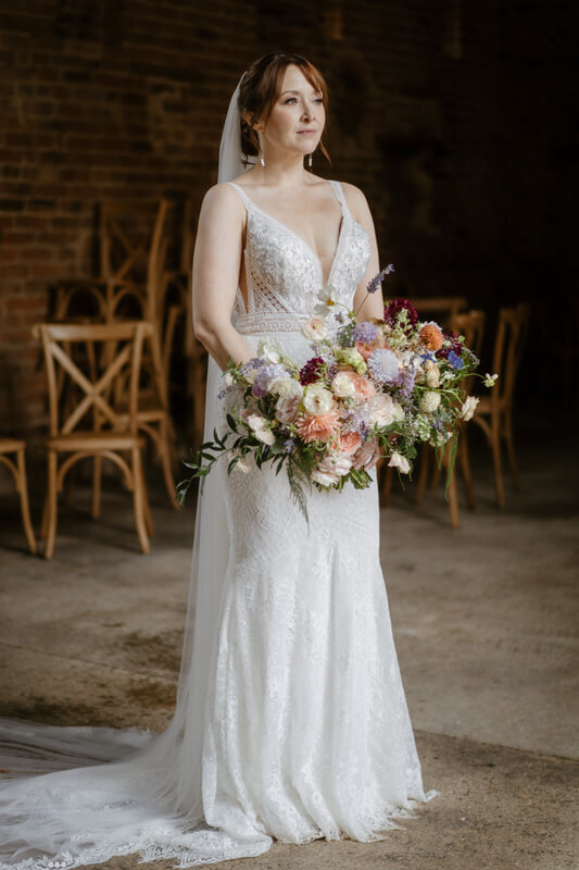 bride holding bouquet