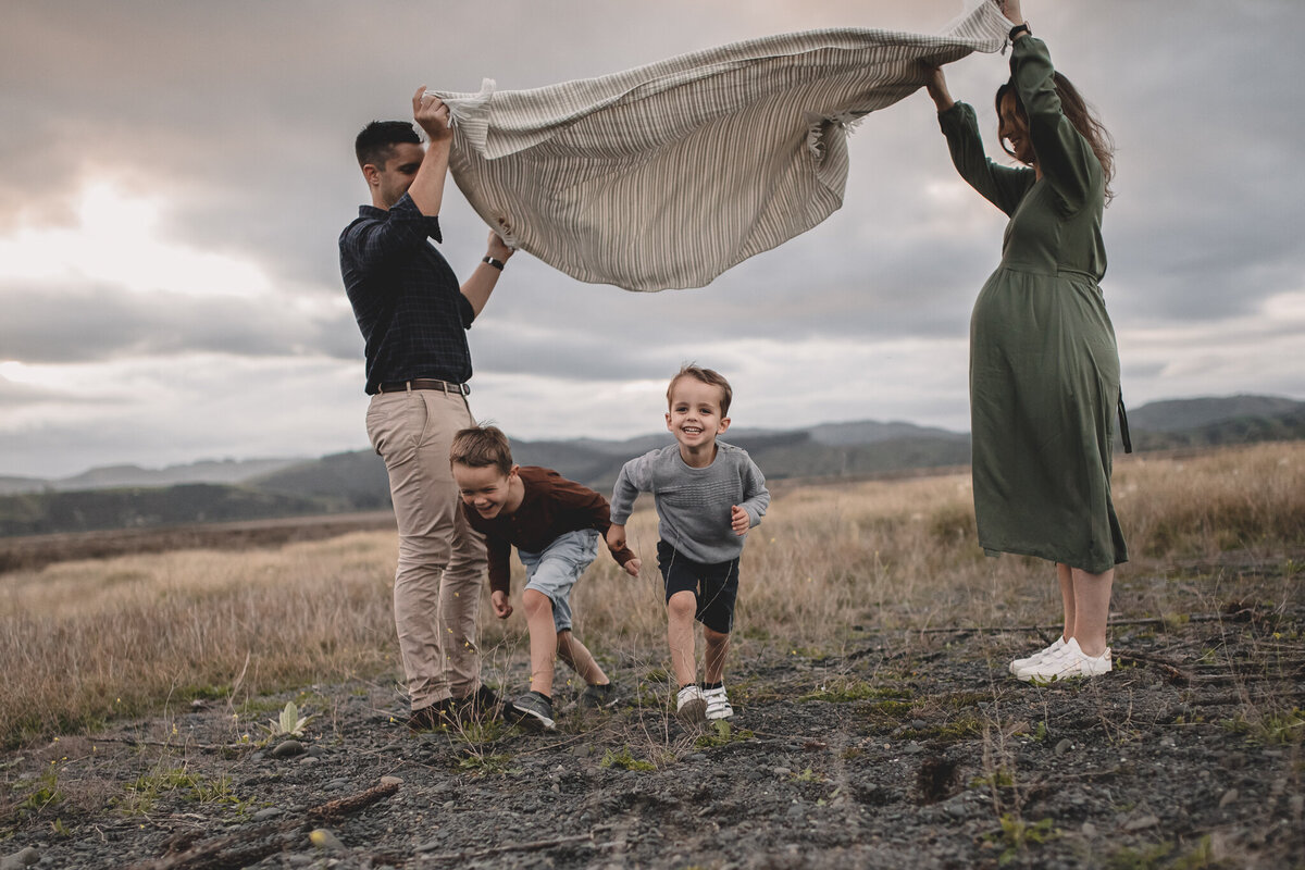 Photographers hawkes Bay Newborn Photoshoot maternity Pregnant family