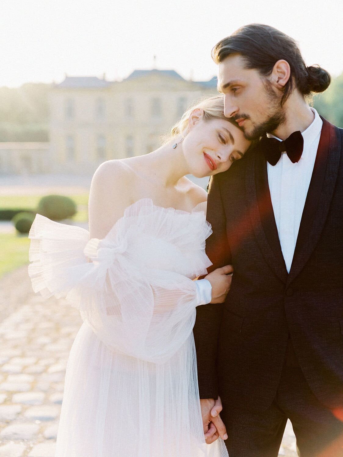 France-chateau-de-Vilette-wedding-Paris-France-bride-and-groom-Julia-Kaptelova-Photography-268