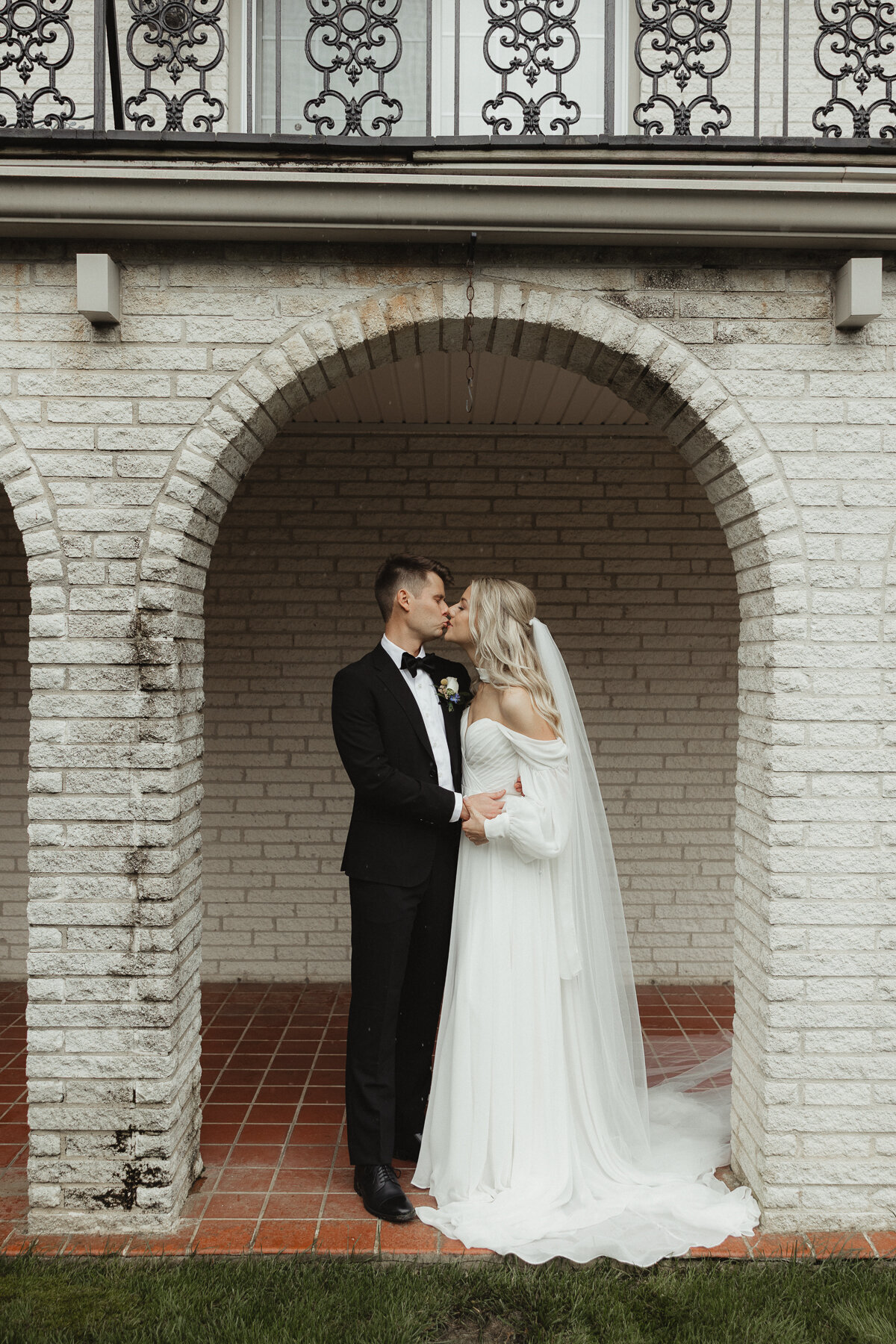 kansascitytravelingweddingphotographer-69