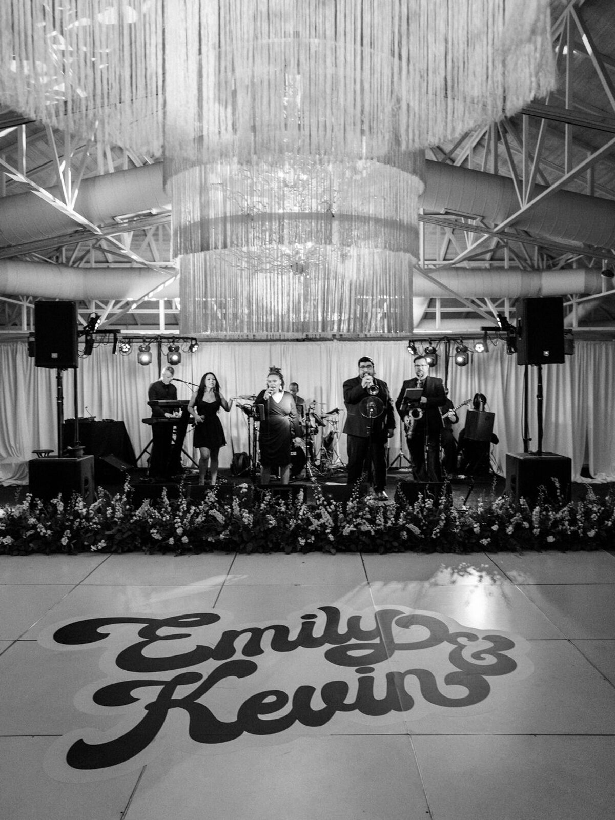 black-white-disco-wedding-dance-floor