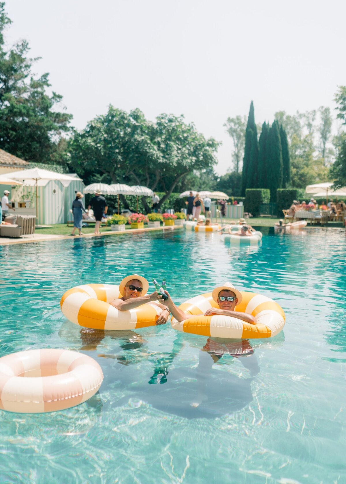 SarahAndyPoolParty_Provence_LF_009