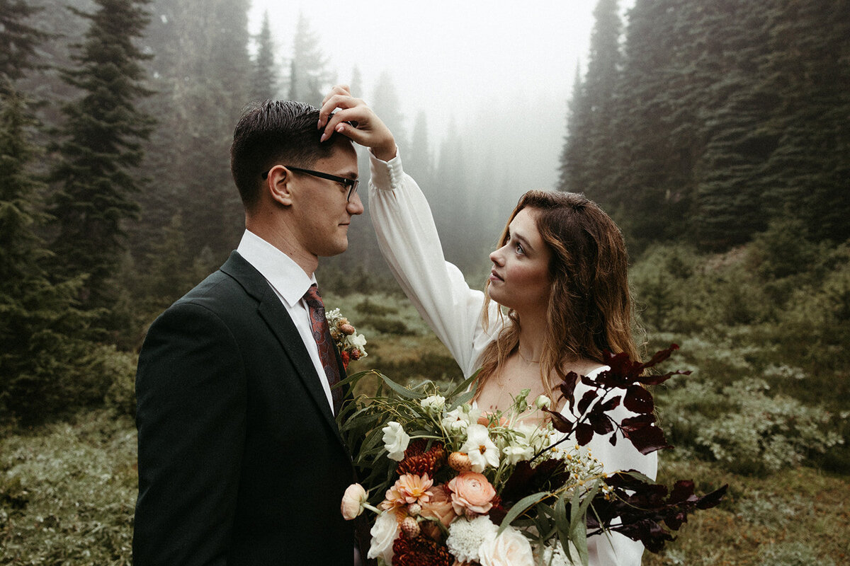 MtRainierSmallWedding-DallinHazard-128