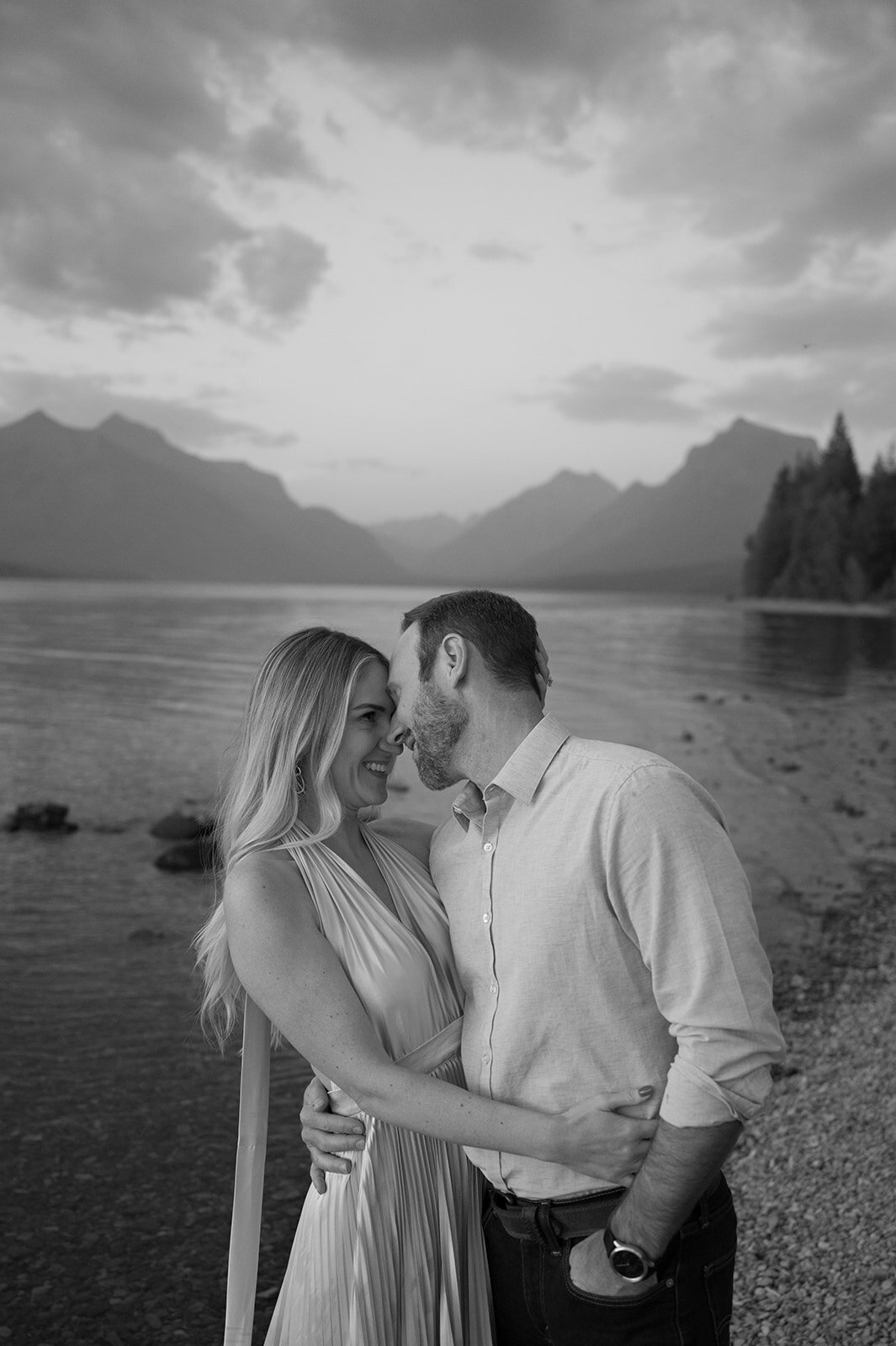 vintage-hollywood-glacier-national-park-elopement-presley-gray-photo1678