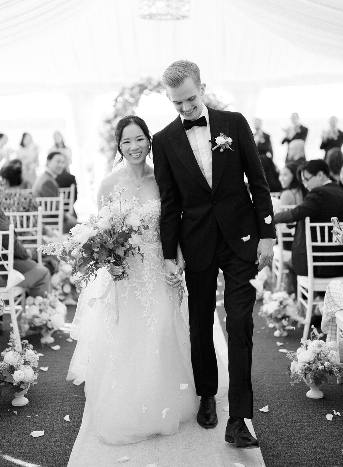 Woodmark Hotel Wedding Photographer, Wirkland - Seattle Waterfront Wedding - Film Photographer - Light and Airy - 32