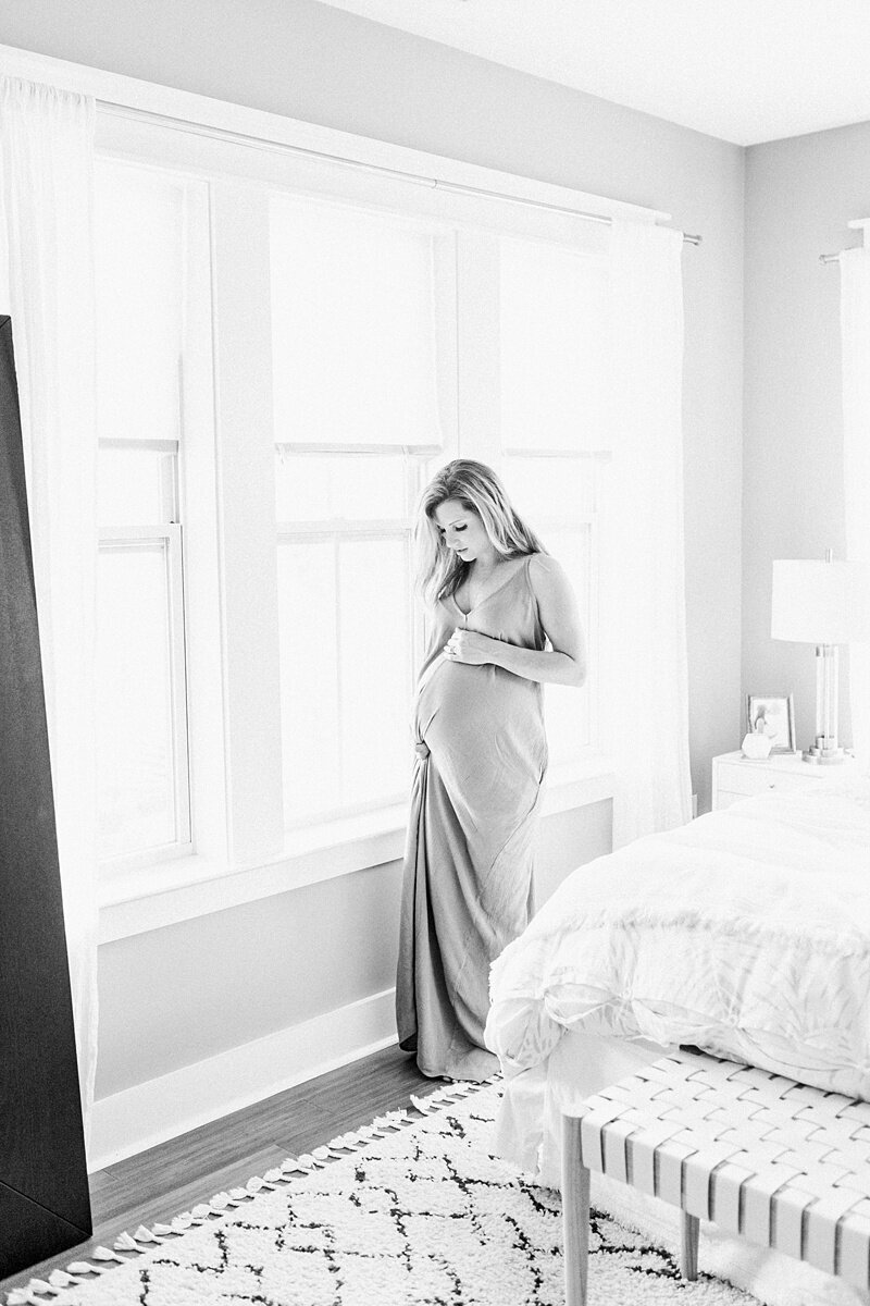 Mount-Pleasant-Maternity-Session-In-Home-Lifestyle_0025