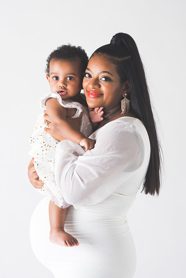 Mother's Day Mini Sessions | Seattle Studio | Heleyna Holmes