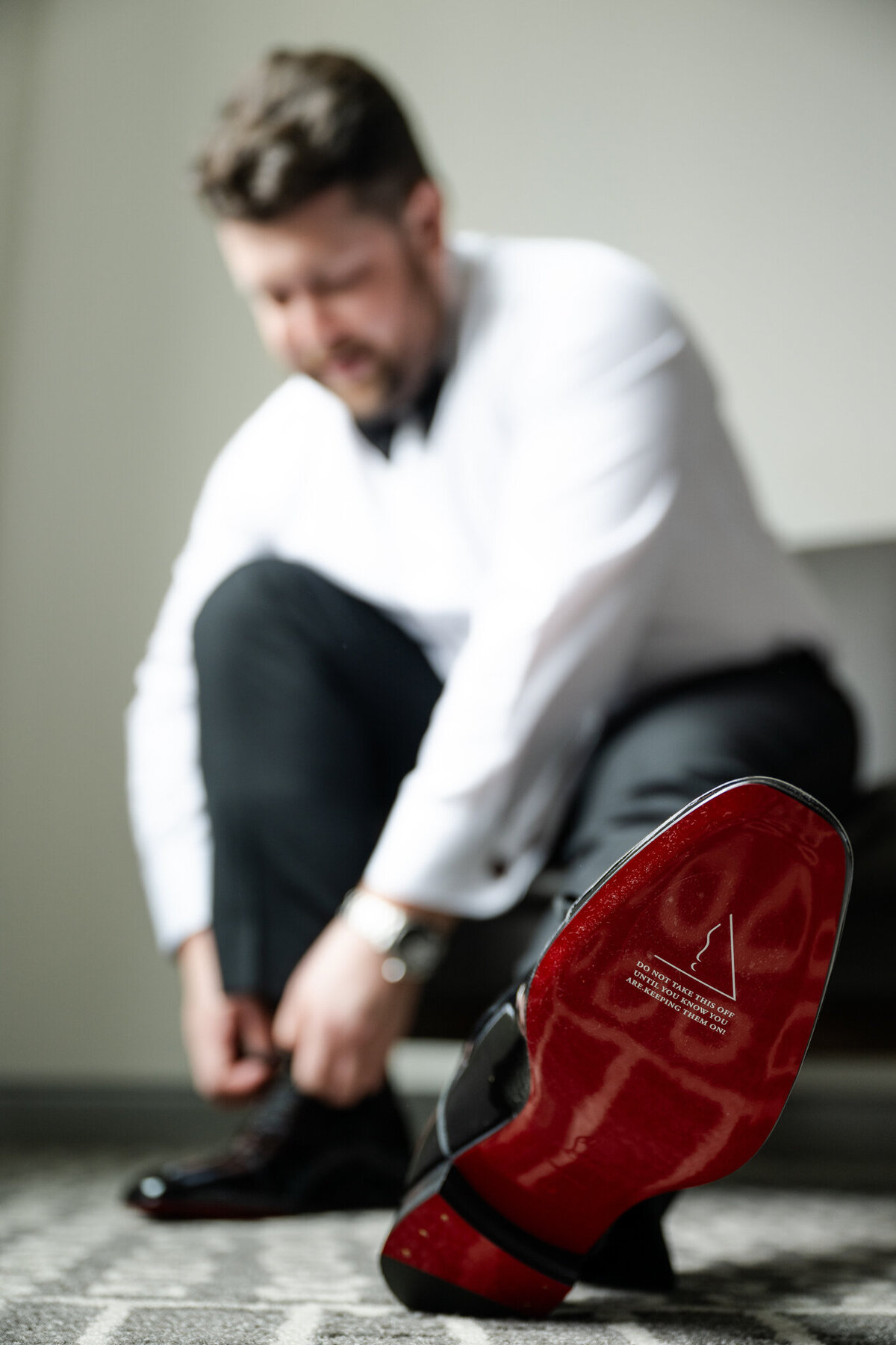 emily-eric-naninas-in-the-park-wedding-groom-prep-belleville-nj-ralph-depiro-photography