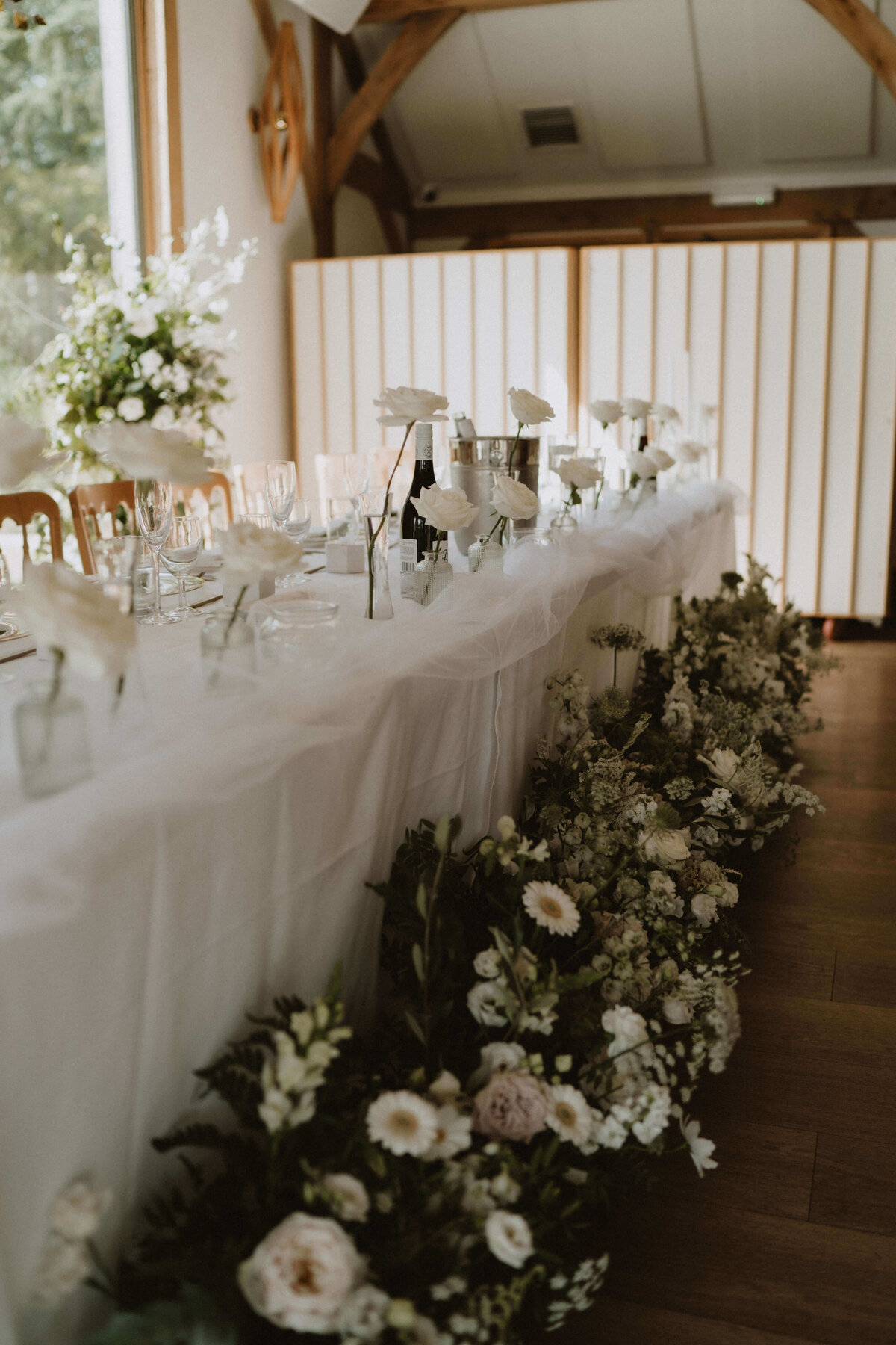 Izzy-and-James-Brinsop-Court-Wedding-Flowers-Issy-And-Bella-Florist-Herefordshire-Danielle-and-Steve46