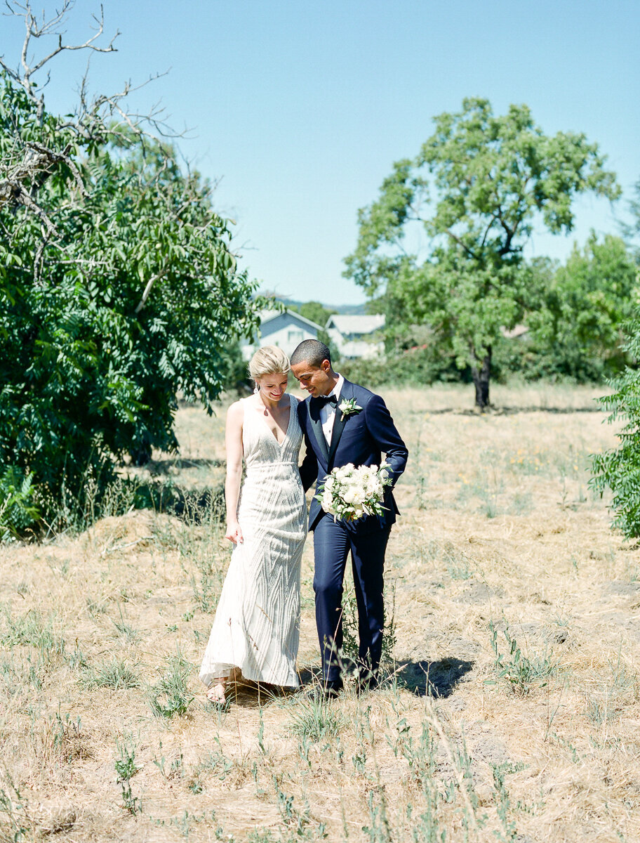 napa-wedding-photographers-dejaureguis-erin-courtney-st.francis.winery-0120