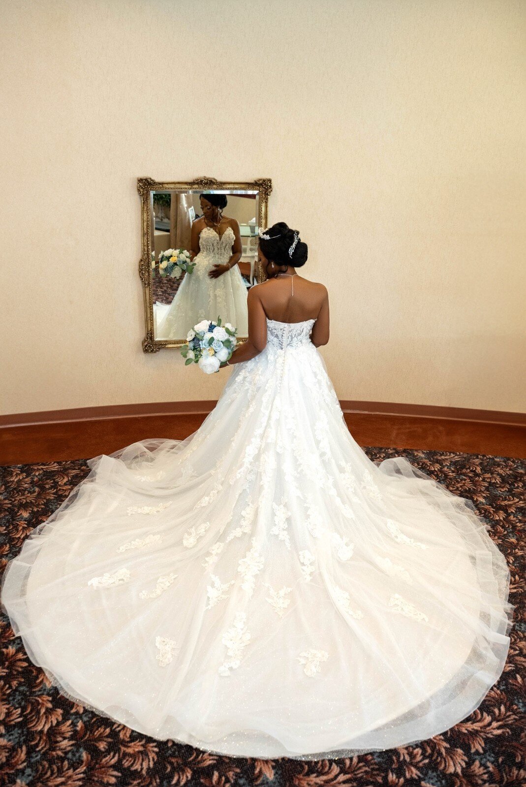 bride-full-train-mirror-shot-duneland-falls