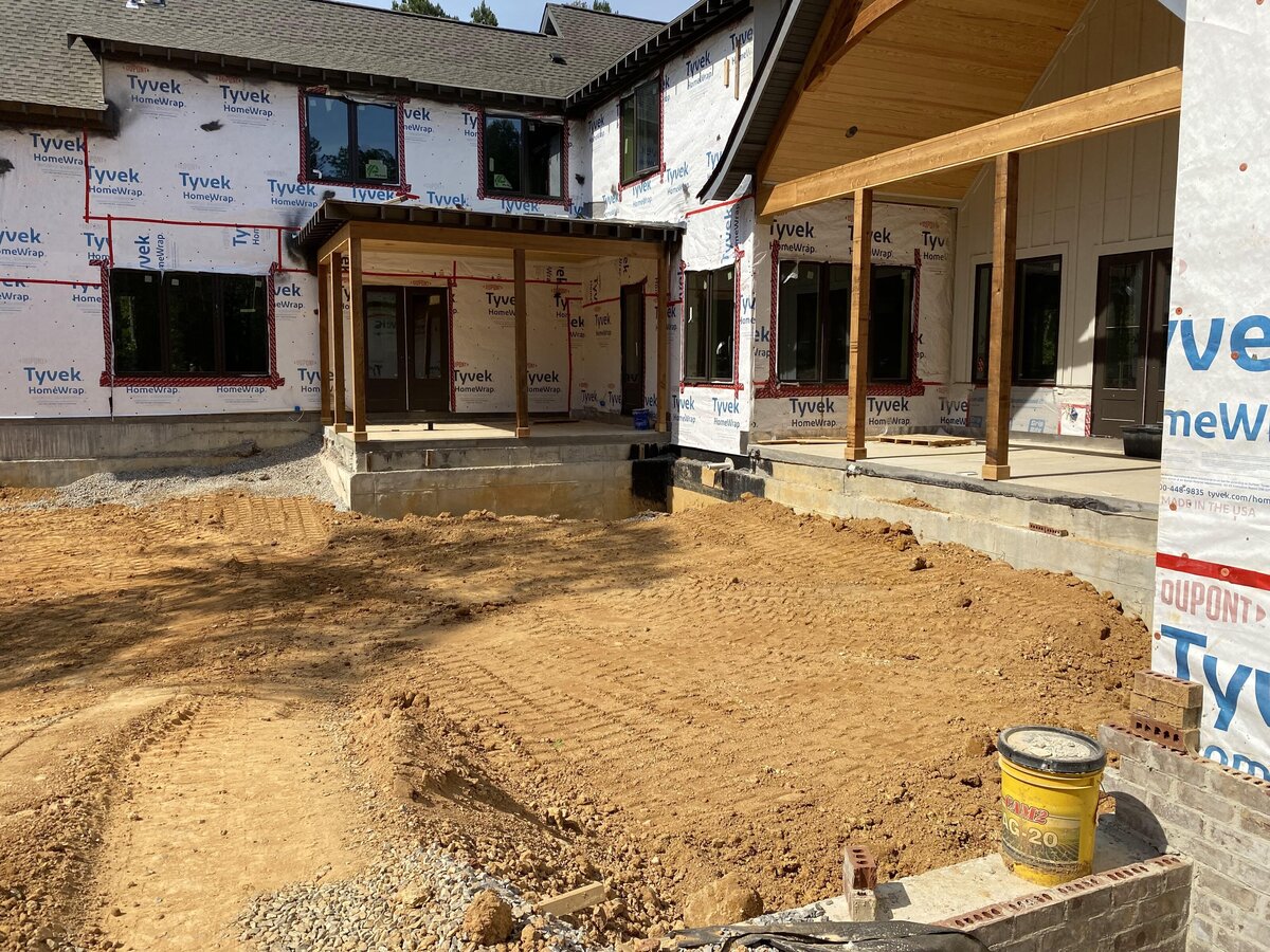 dirt-plot-next-to-home-under-construction