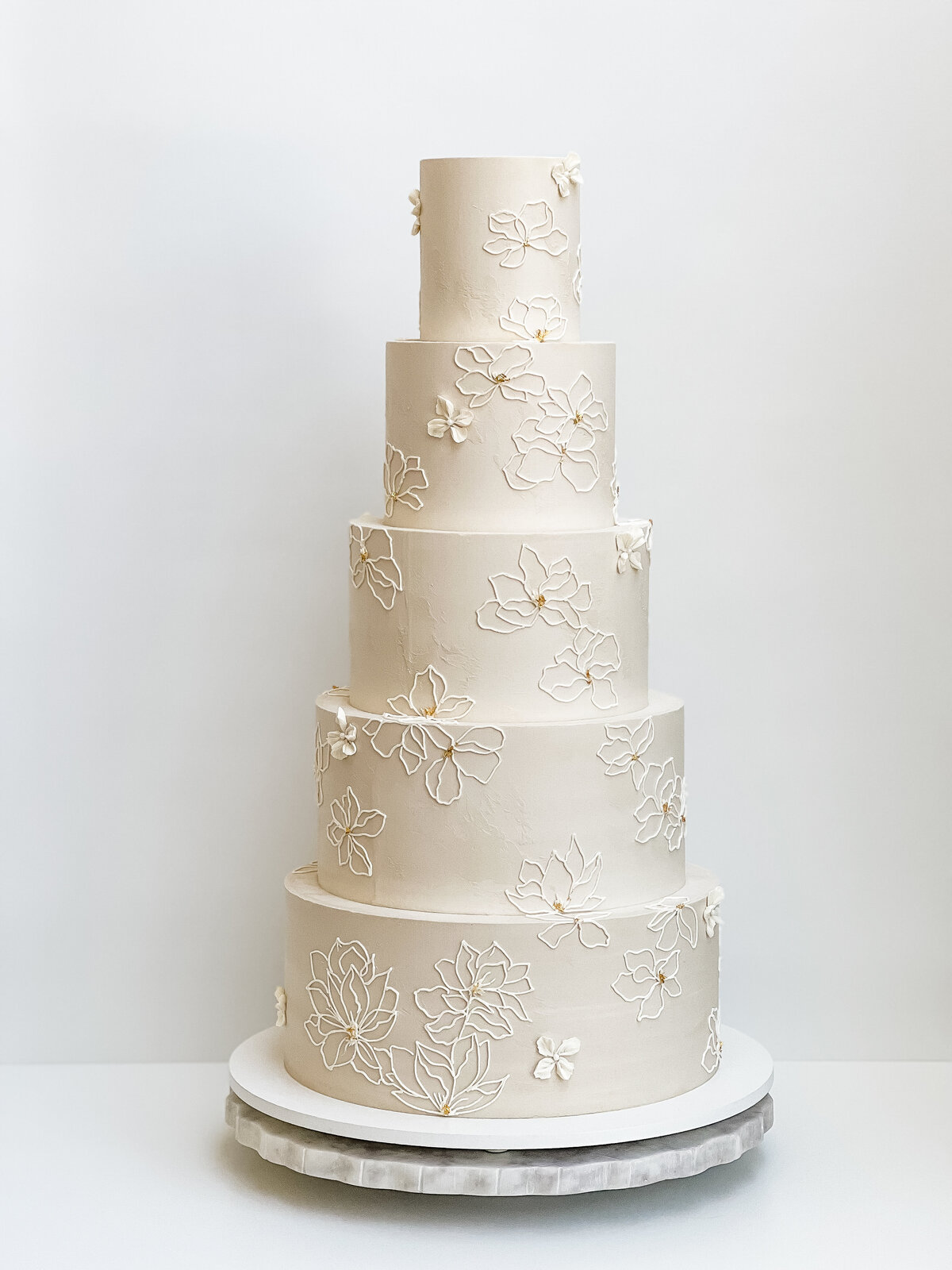 buttercream flower wedding cake