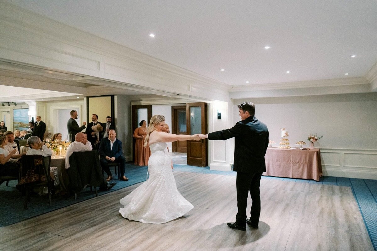 W5-Wedding-in-Oakville-Golf-Club-Shane-and-Katy-2023-10-14-2500px-1222