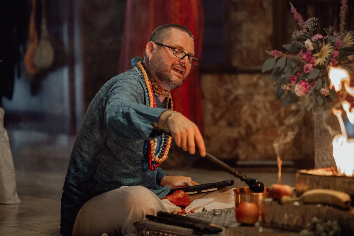Priester Indische Hochzeit Jandelsbrunn Tempel Deutschland