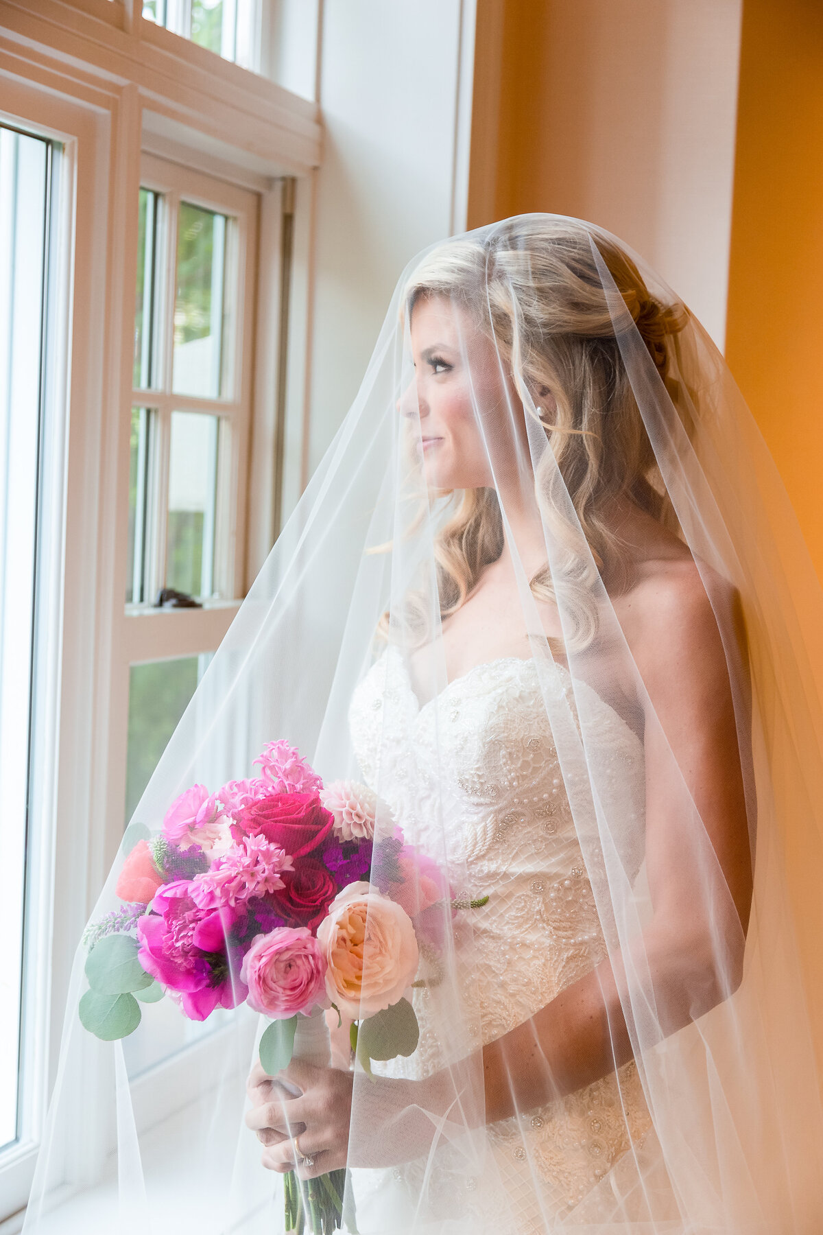 Bride holding bouquet at the Broadmoor