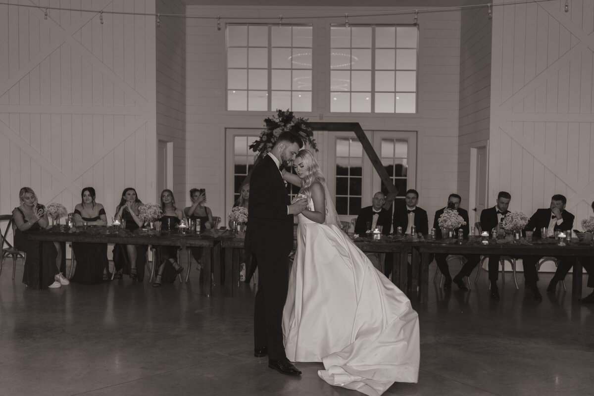 pile-wedding-954