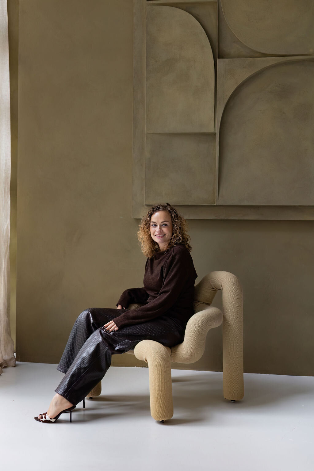 Branding fotoshoot in daglicht studio Atelier Oost Amsterdam