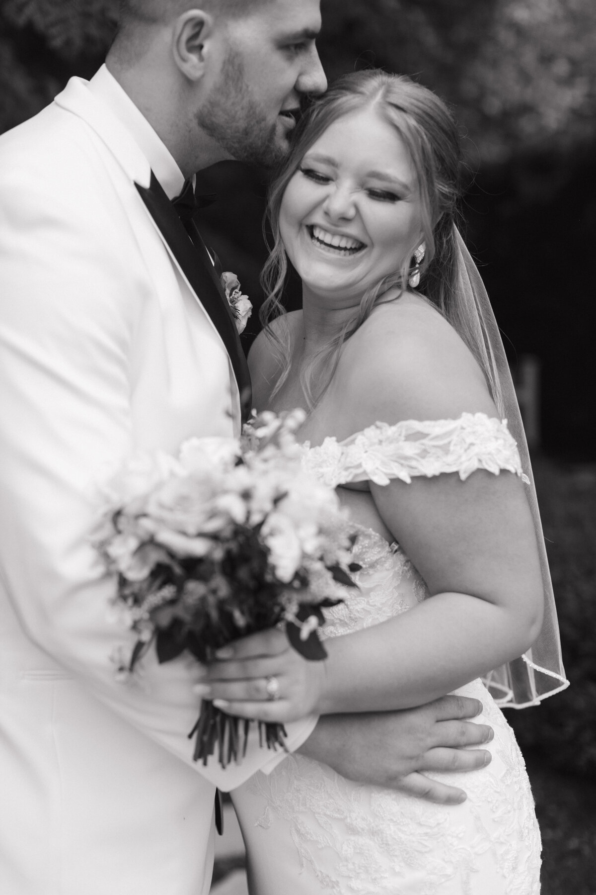 Indianapolis wedding photographer candid bridal bouquet photo