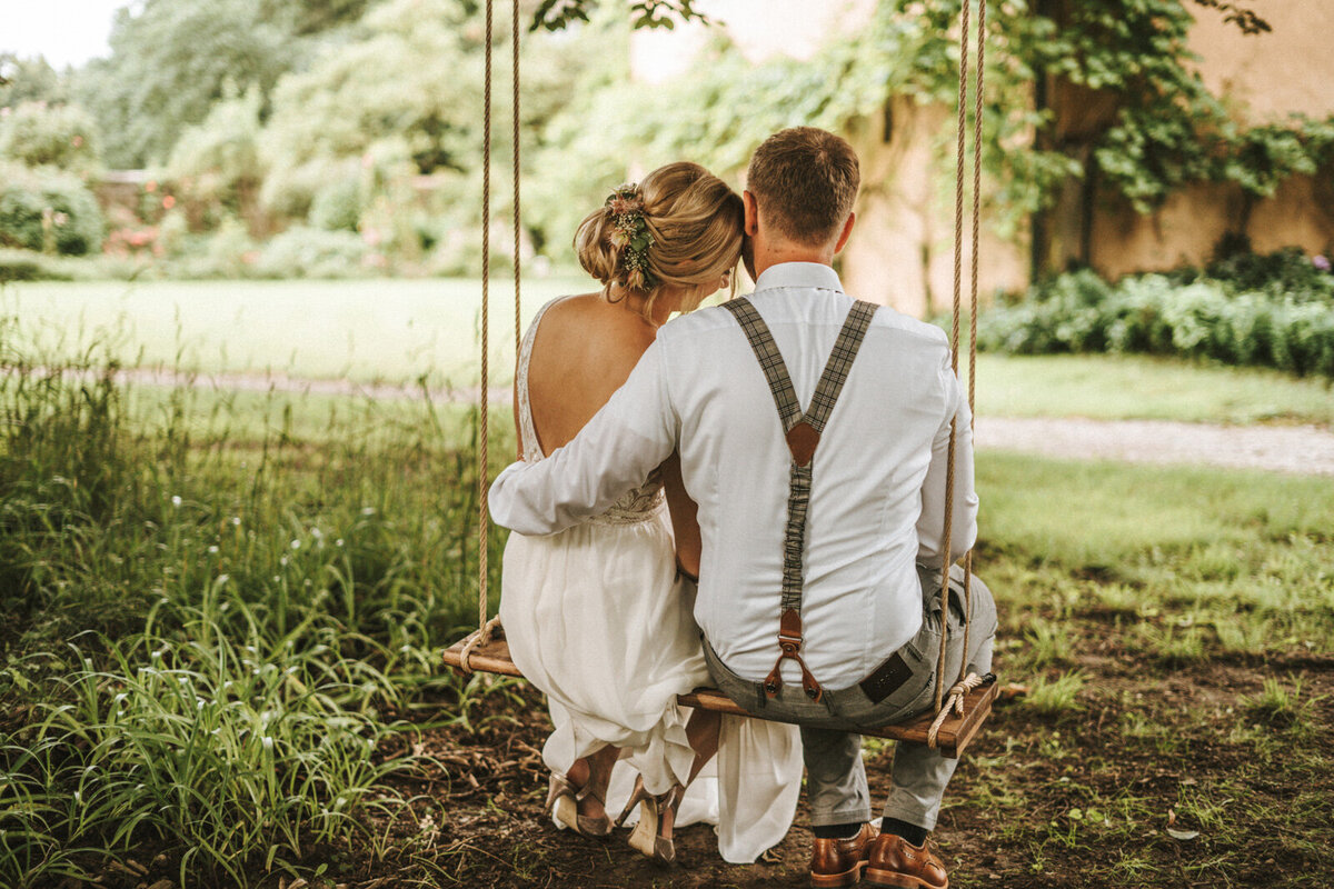 Fotograf-Hochzeit-Freiburg-Brautpaarbilder-Ideen-authentisch-heiraten-in-Freiburg-Hochzeitsfotografie-22