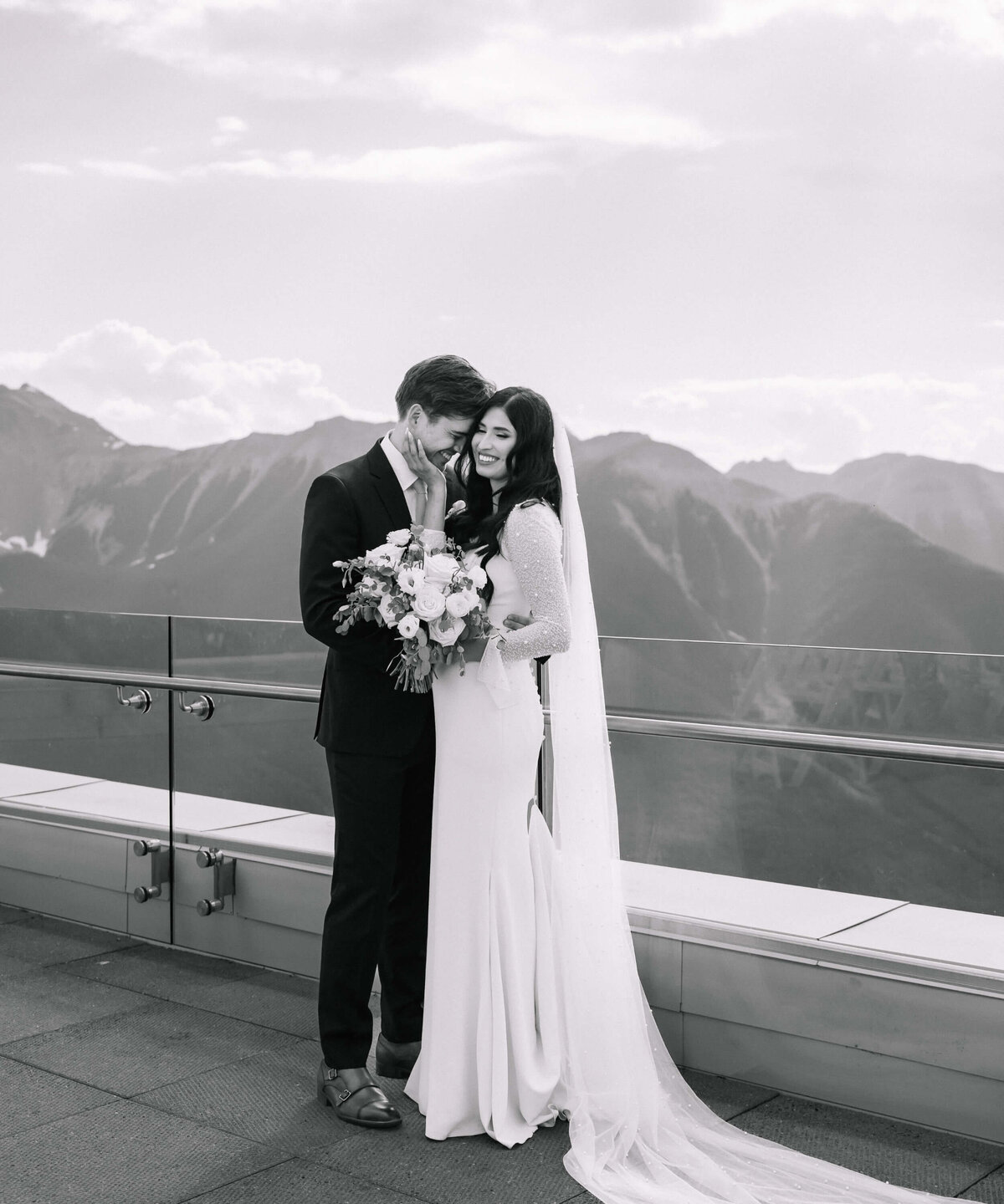 NikaHelgesonPhotography-CanadaWeddingPhotographer (48)