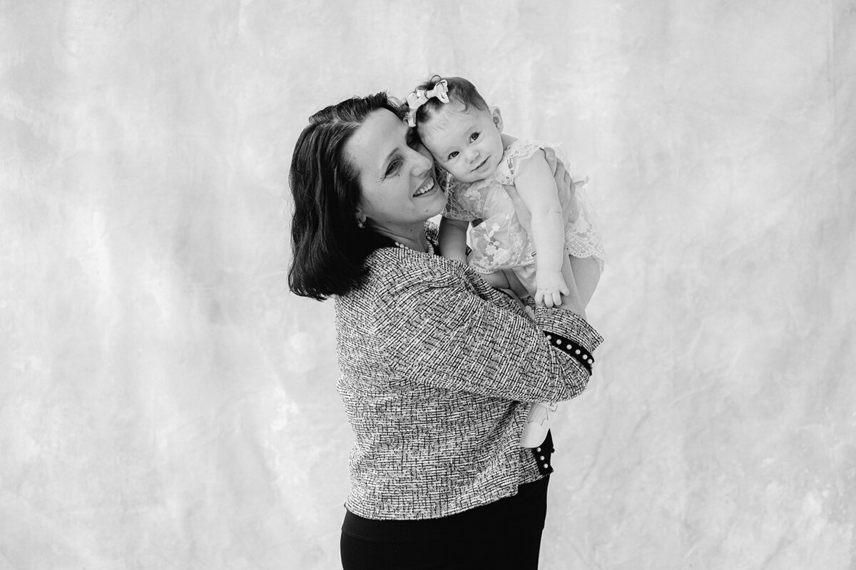 Family-BW-Grandmother-and-grandbaby-studio