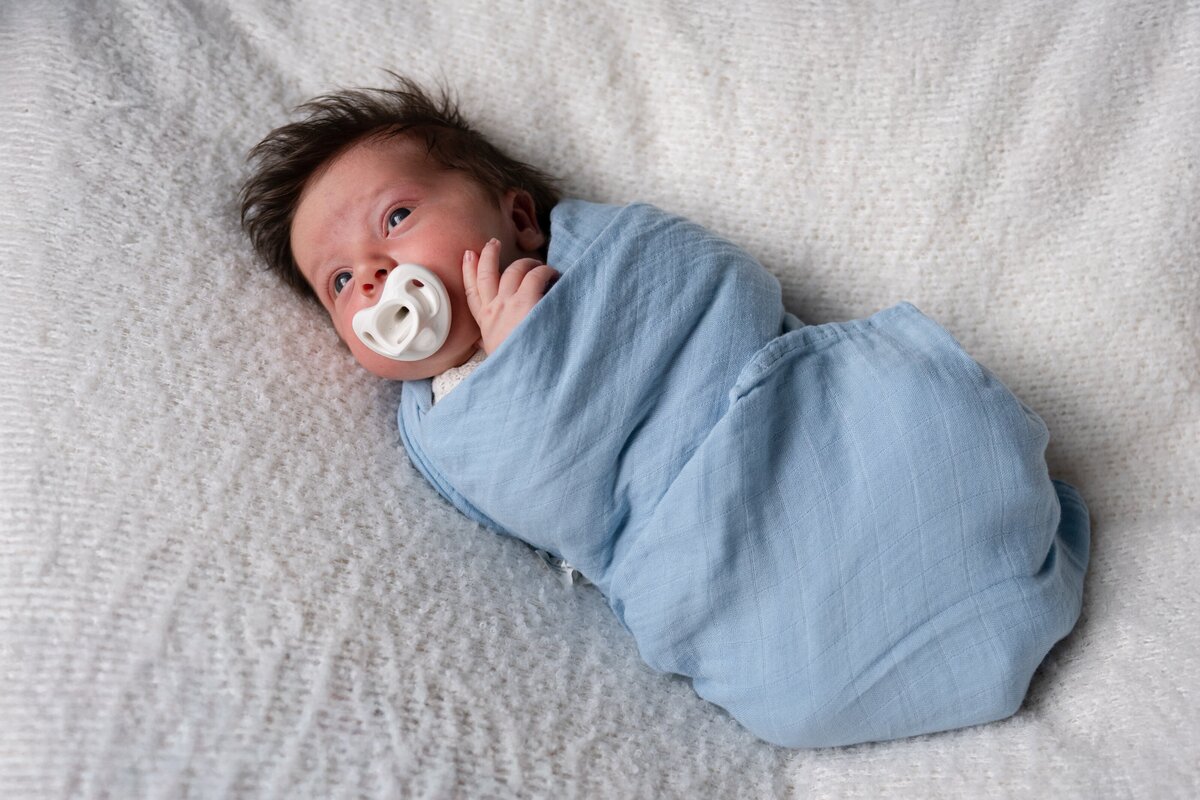 royal-oak-michigan-newborn in-home-0794