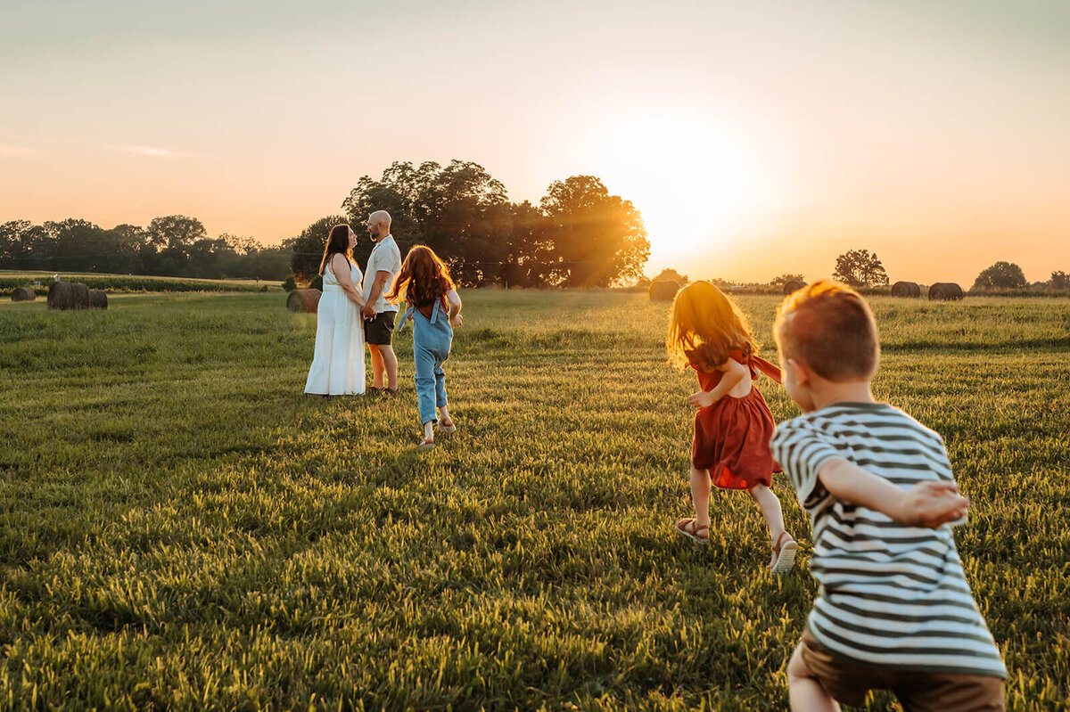 golden-hour-family-photos-charlotte-nc