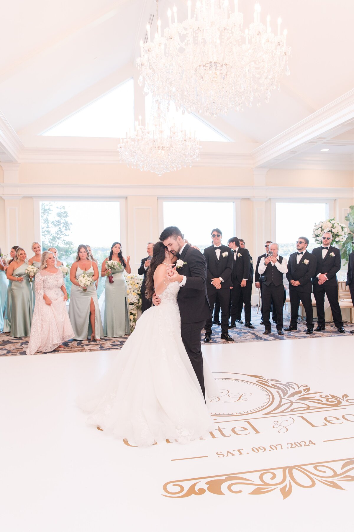 first dance on wedding reception