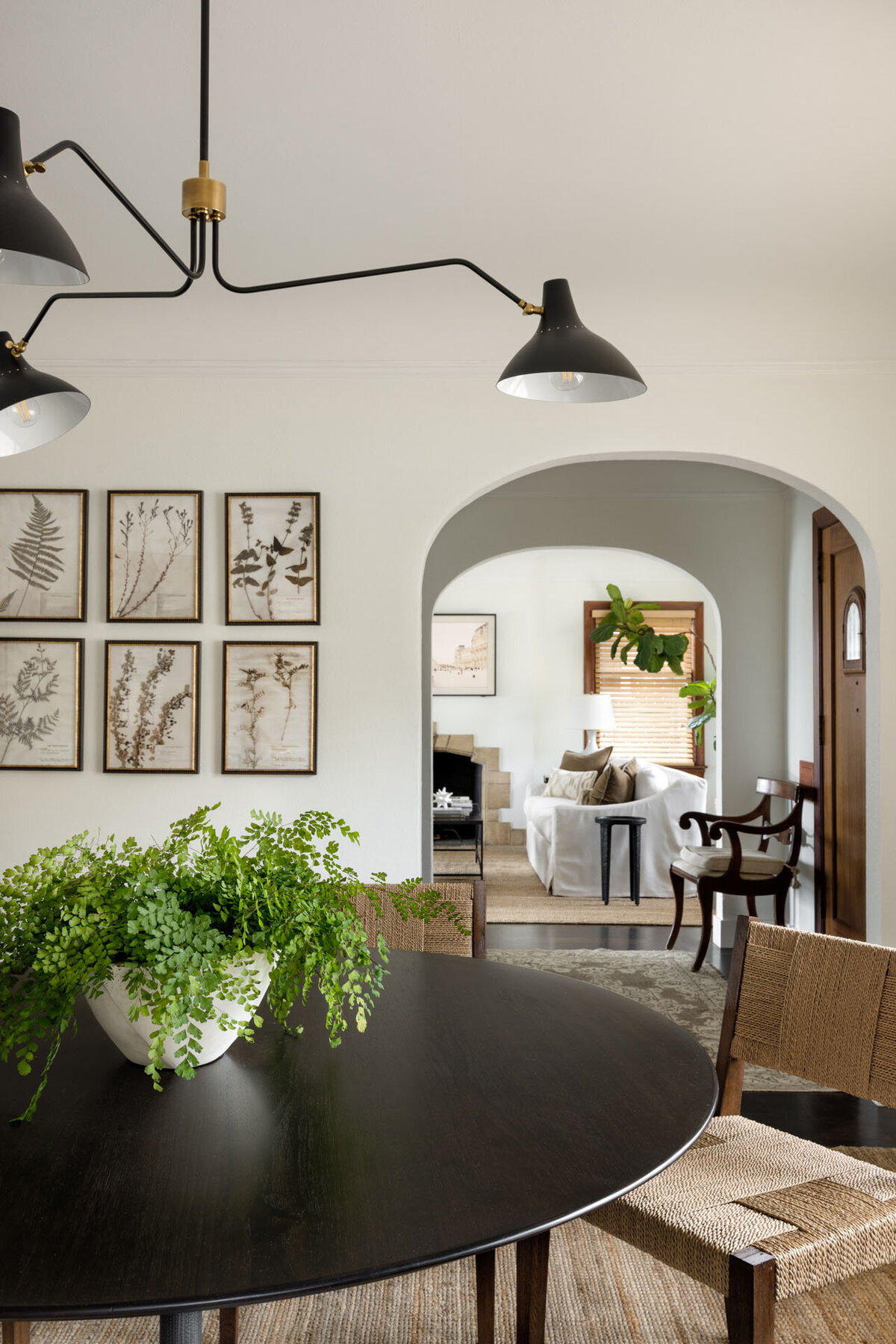 1A-transitional-dining-room-serge-botanical-seagrass
