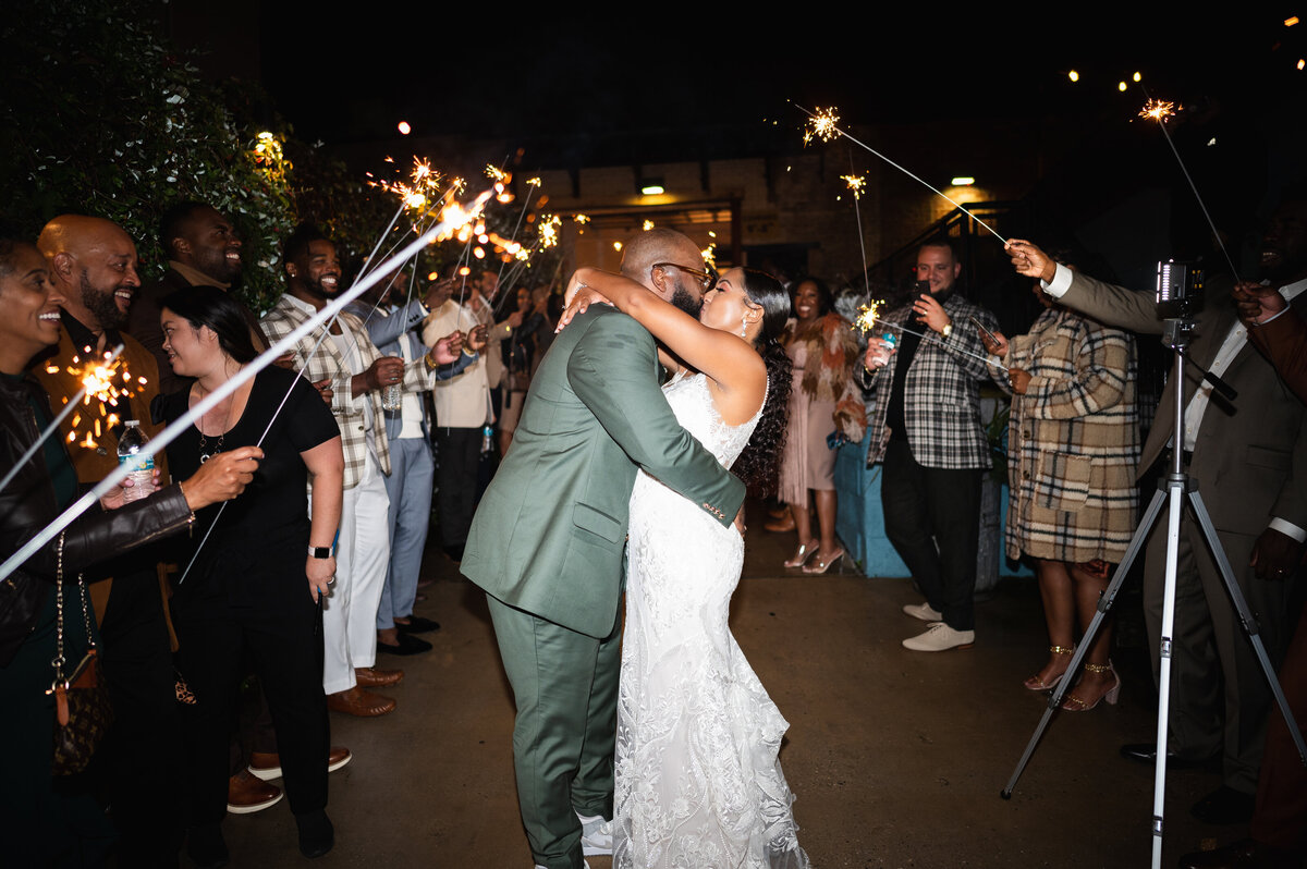 accelerator-space-baltimore-wedding-rjsasuphotography-924