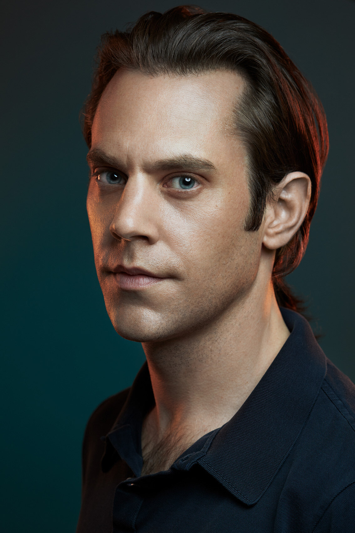 Stylish portrait of Jamieson with a confident gaze, shot by Ylva Erevall.