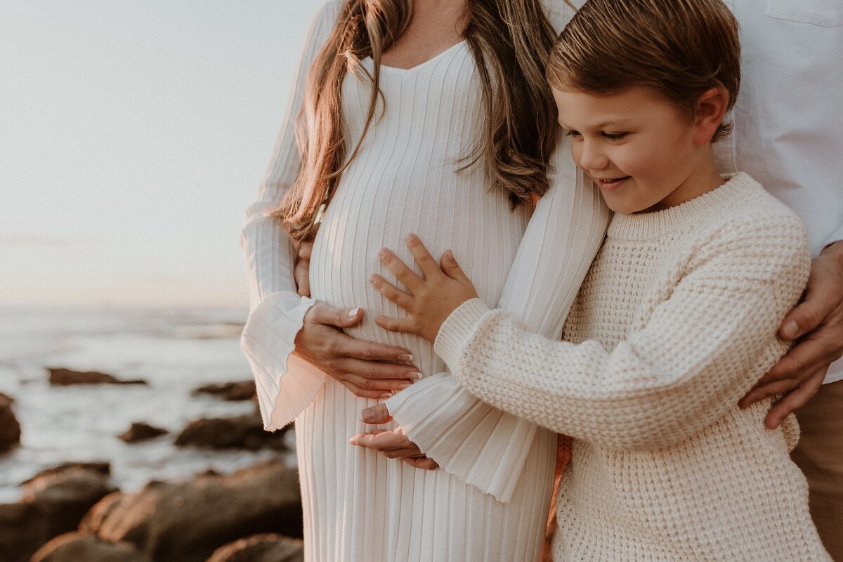willow-and-rose-central-coast-maternity-photographer_5