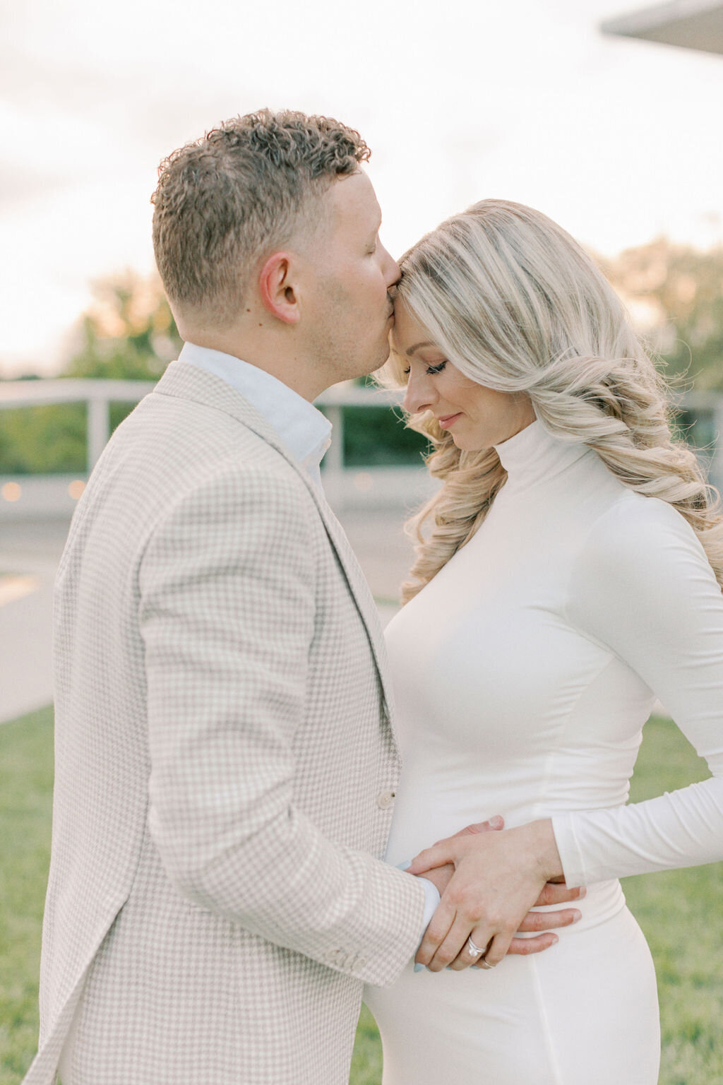 ChristianRumleyPhotography_Leah+Ricky_Maternity_TheKennedyCenter-244