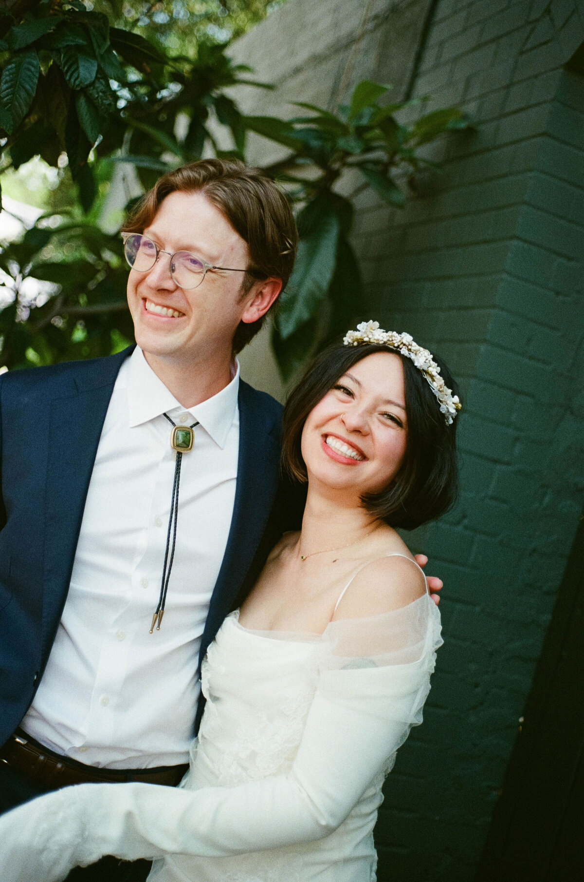 Portraits_Jen&ChrisWeddingPhotos_AustinWeddingPhotographer_HereafterFilms-8