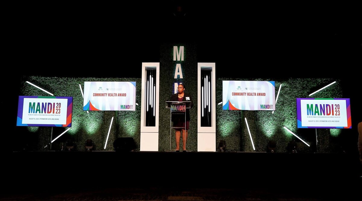 dynamic-stage-design-ideas-events-by-design-milwaukee