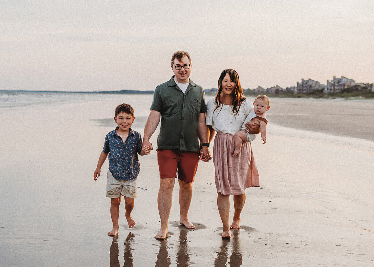 family photography in charleston, charleston family photographer, professional family near me