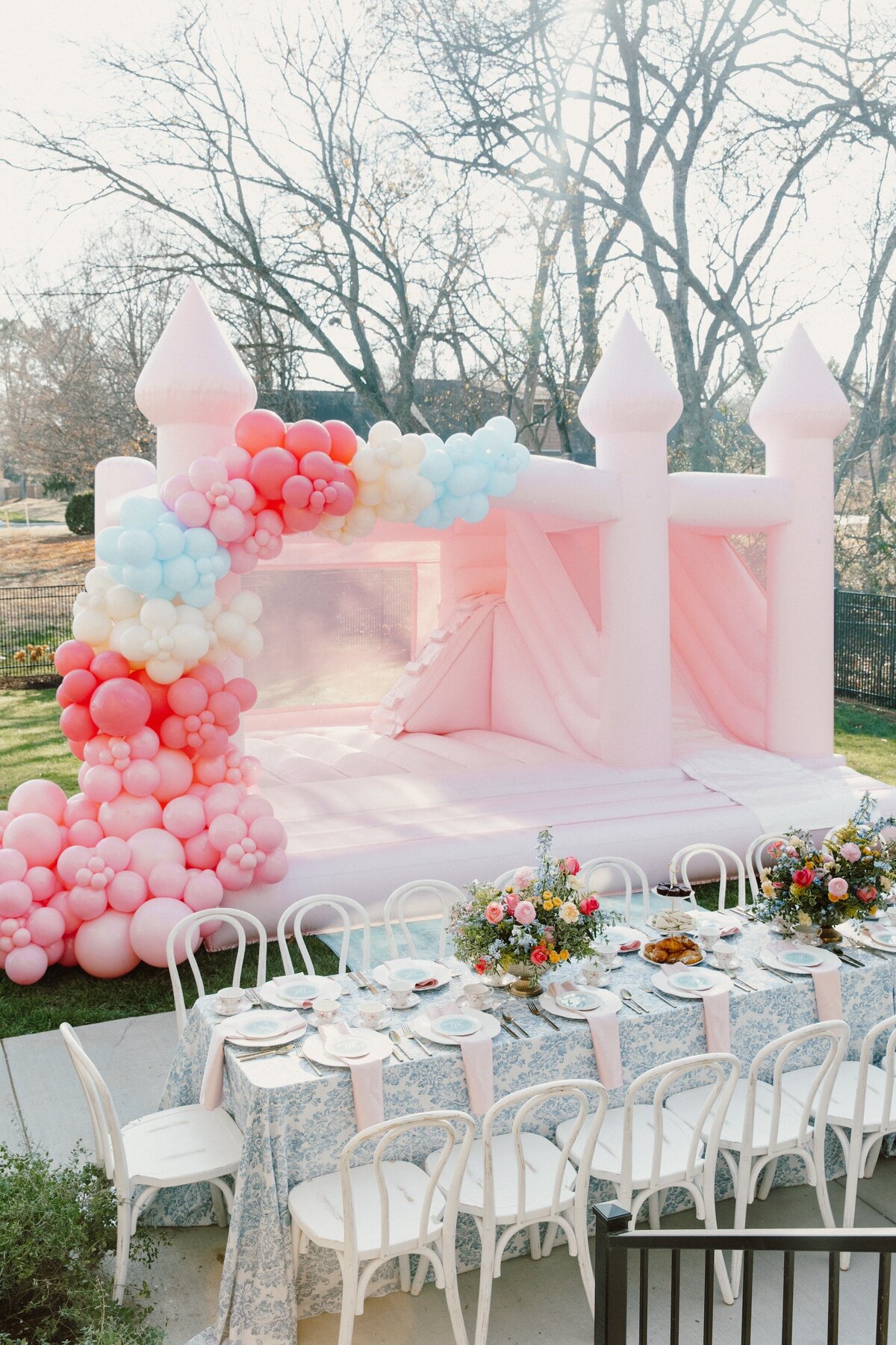 modern-little-events-balloons-nashville