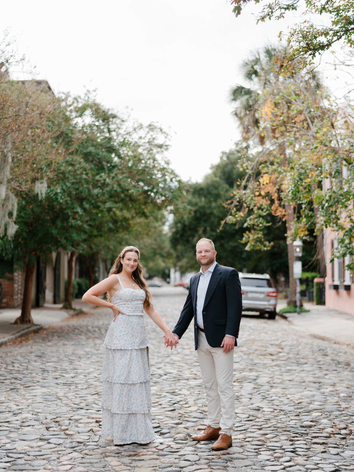 downtown-charleston-engagement-session-meg-andrew-029
