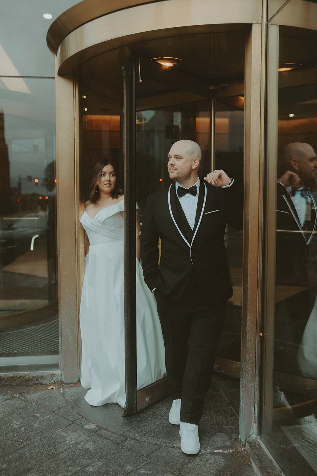 Loraleah Marie photography | The WinterGarden | Wedding | Rochester NY | NY wedding photographer | Best NY wedding photographers-211