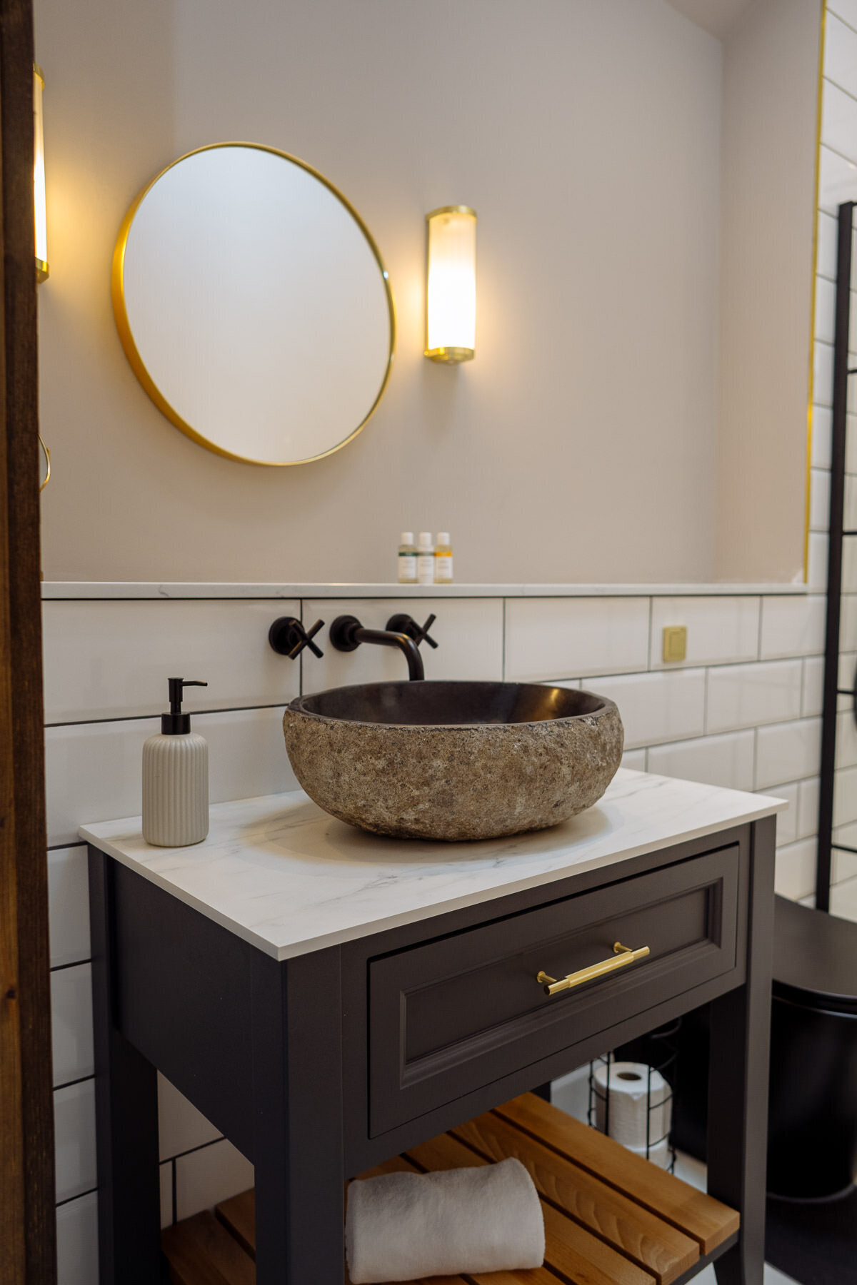 Interiors 14333